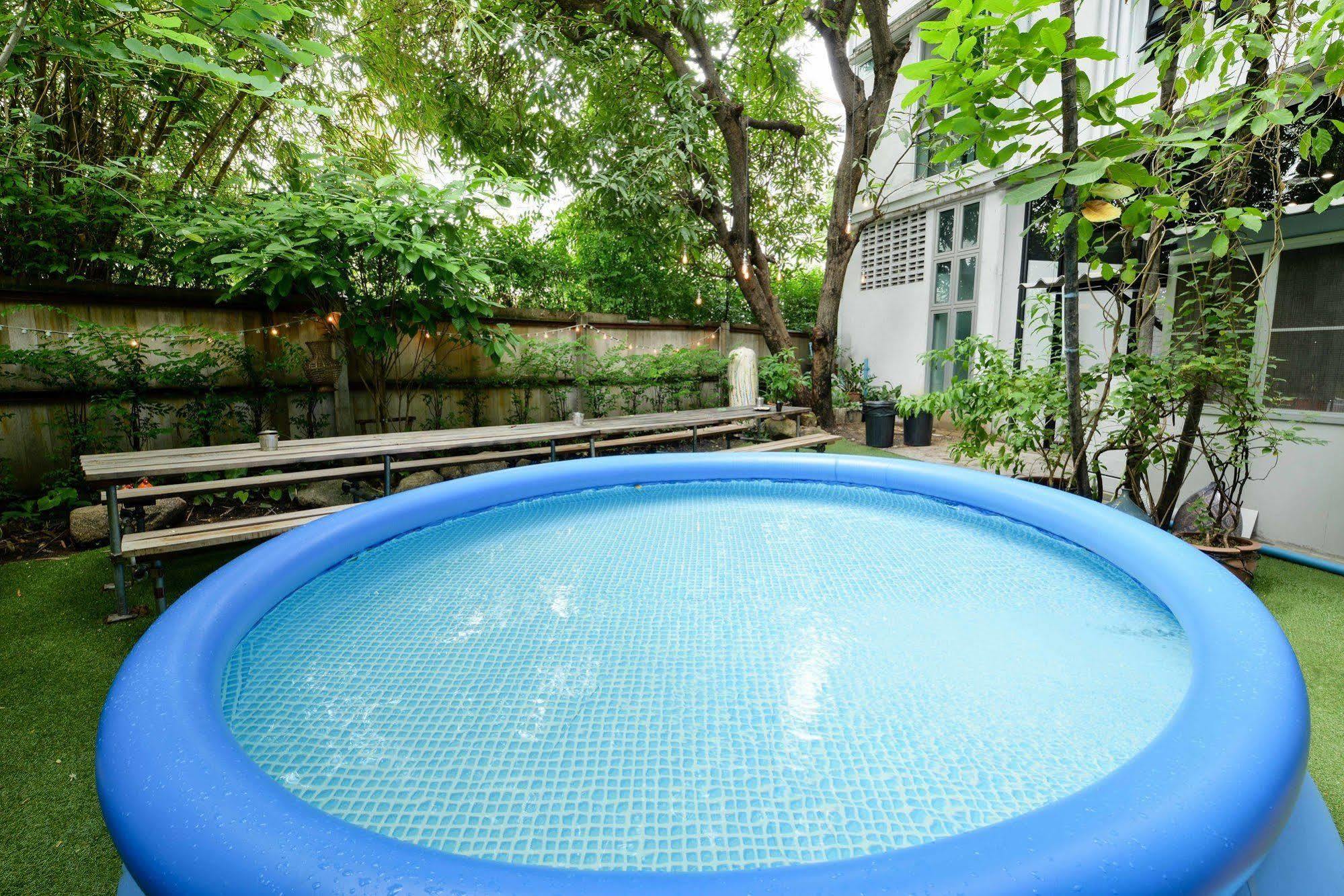 The Cube Hostel Silom Bangkok Ngoại thất bức ảnh